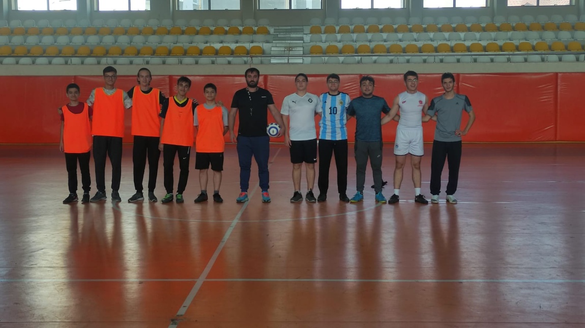 Geleneksel Futsal Turnuvası Başladı